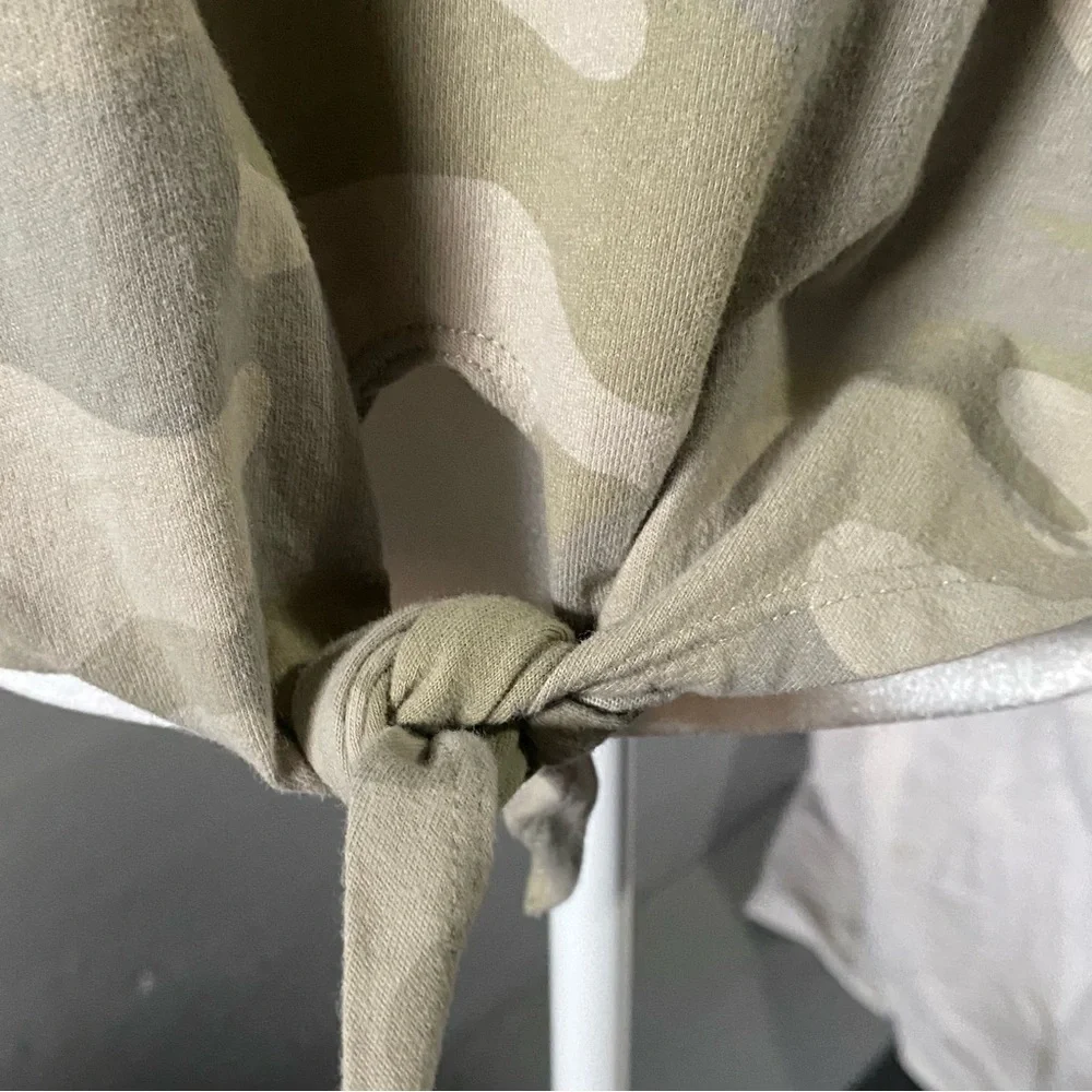 Hollister Women's Camouflage Long Sleeve Top - Picture 2 of 12